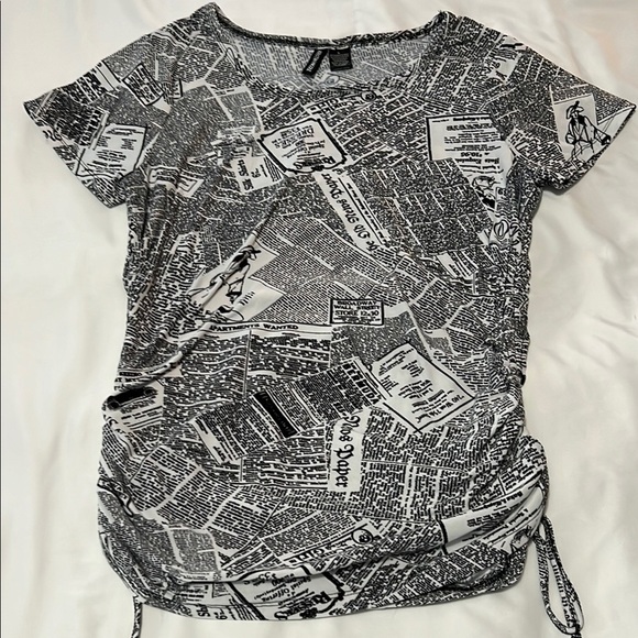 Kristin Nicole Newspaper Print Ruched Drawstring Side T-Shirt - Picture 1 of 3